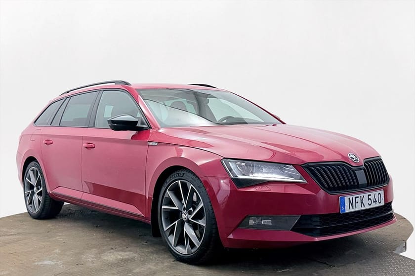Bild 4 av Škoda Superb Kombi 4x4 Business Sport Drag Läder/Alcantara Navi Kamera Värmare CANTON