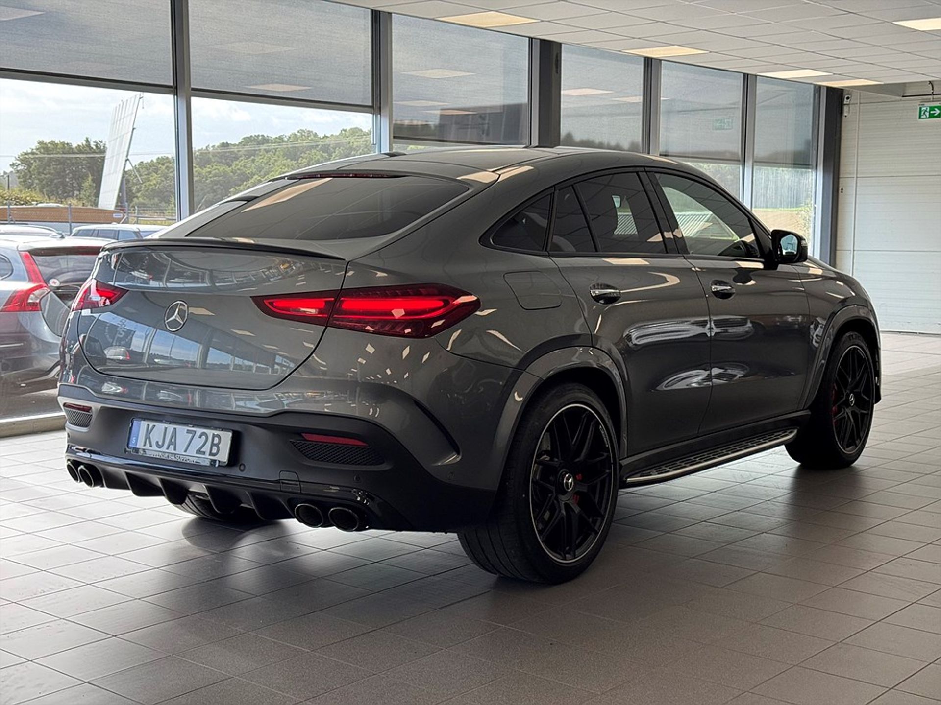 Mercedes-Benz GLE 2024, photo 3/10