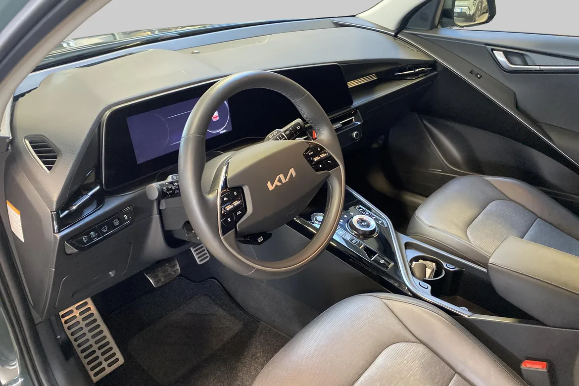 picture of a car