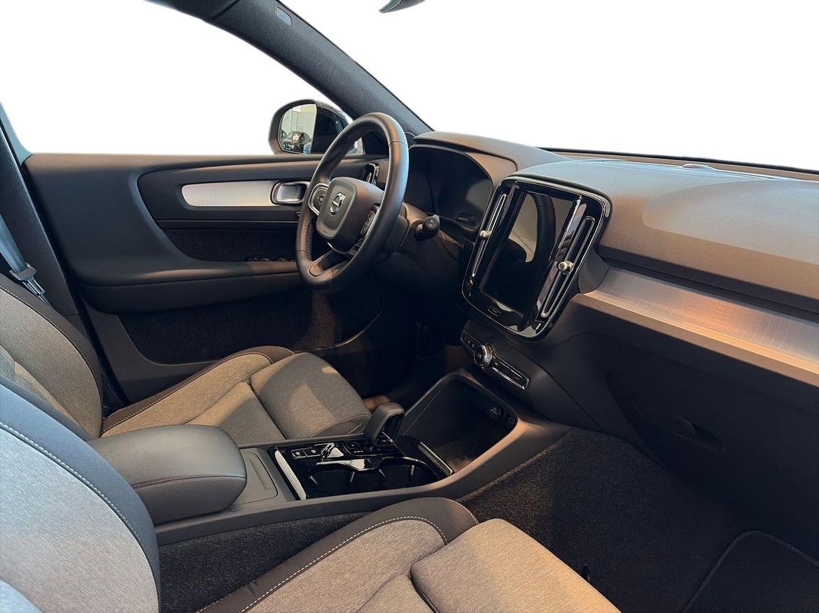 Volvo XC40 2025 - miniatyr 11