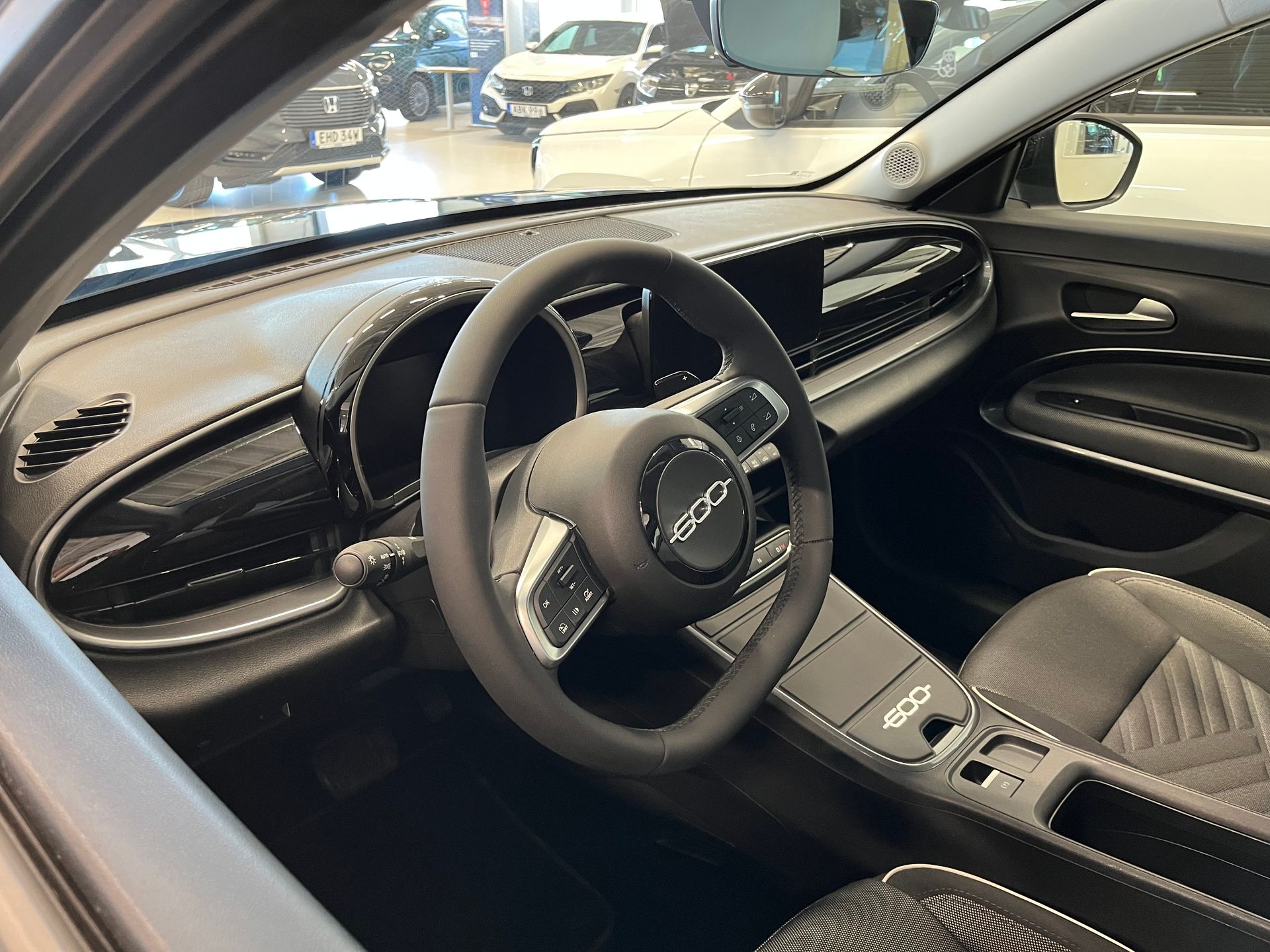 Fiat 600 Hybrid 2025, kuva 3/12