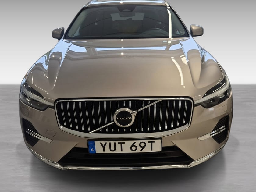 Bild 2 av Volvo XC60 B4 AWD Diesel Plus Bright
