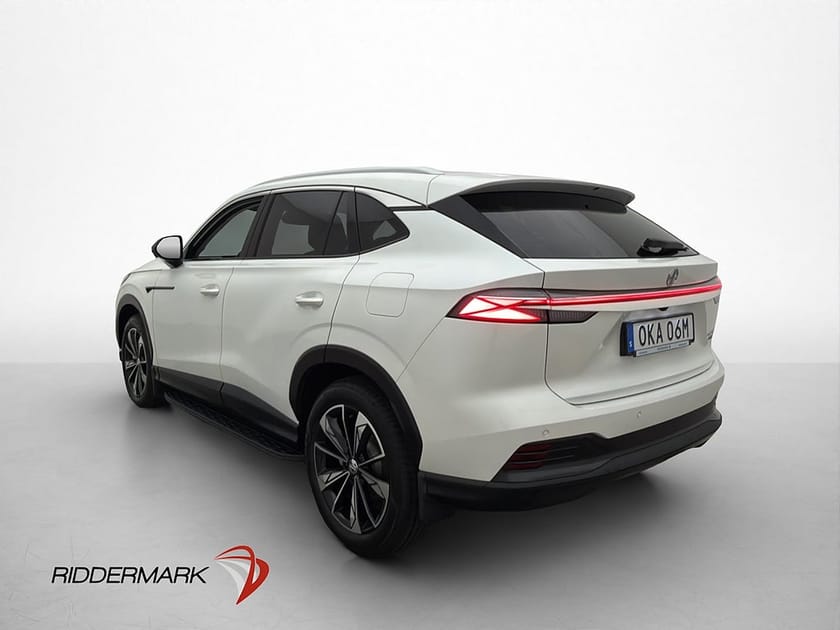 Bild 5 av MG HS PHEV 307hk Cockpit 360° Skinn Navi Elstol CarPlay