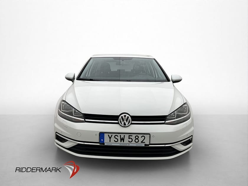 Bild 2 av Volkswagen Golf 1.0 TSI DSG 110hk P-sensor CarPlay 0,47l/mil