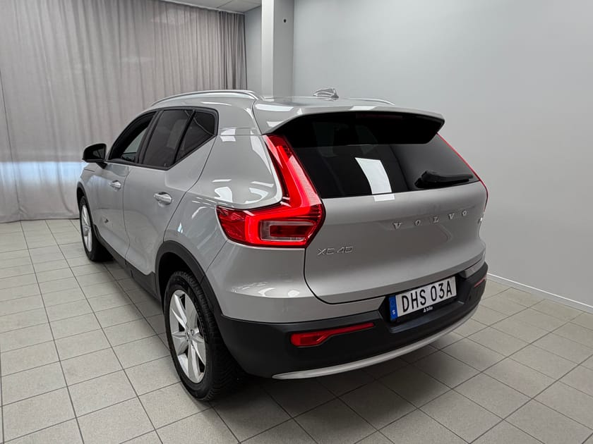 Bild 3 av Volvo XC40 B4 FWD Bensin Core SE II