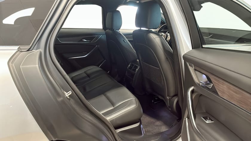 Bild 5 av Jaguar F-Pace P400e PHEV Automatic 404hp