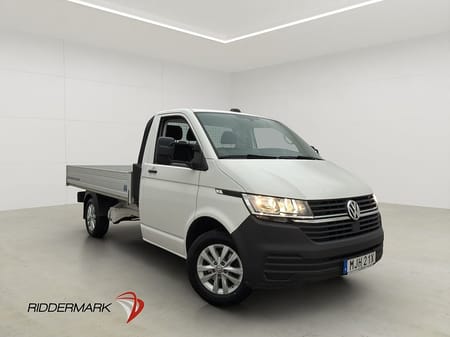 Volkswagen Transporter Chassi Cab Flakbil Värm 3-Sits Drag CARPLAY Moms