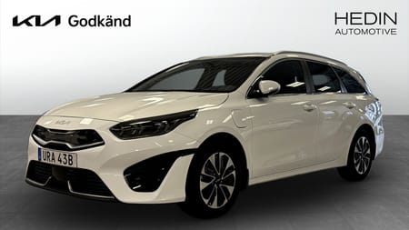 Kia Ceed Sportswagon Plug-in Hybrid Action
