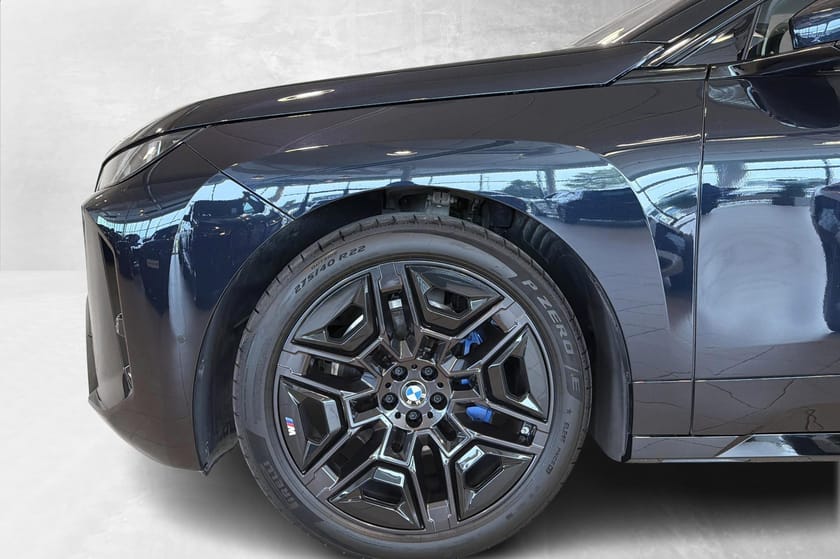 Bilde 4 av BMW iX xDrive60 Supercharged B&W Luft Krok Klimaseter