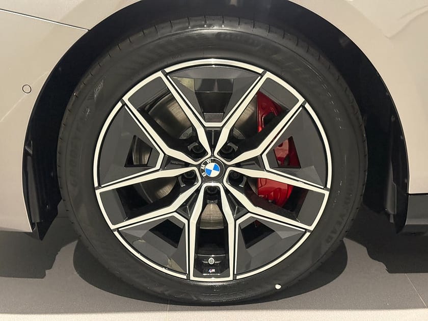 Bild 5 av BMW i5 eDrive40 Touring M Sport Pro Drag H/K Adpt Farth