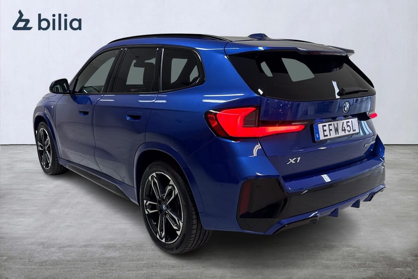 Bild 2 av BMW X1 xDrive25e / M Sport / Drag / Adaptiv / 360 / HUD