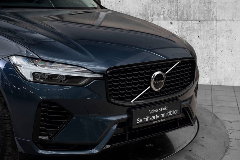 Bilde 3 av Volvo XC60 T6 AWD Plug In Hybrid Plus Dark Hengerfeste!