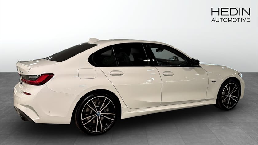Bild 2 av BMW 330e xDrive Sedan G20