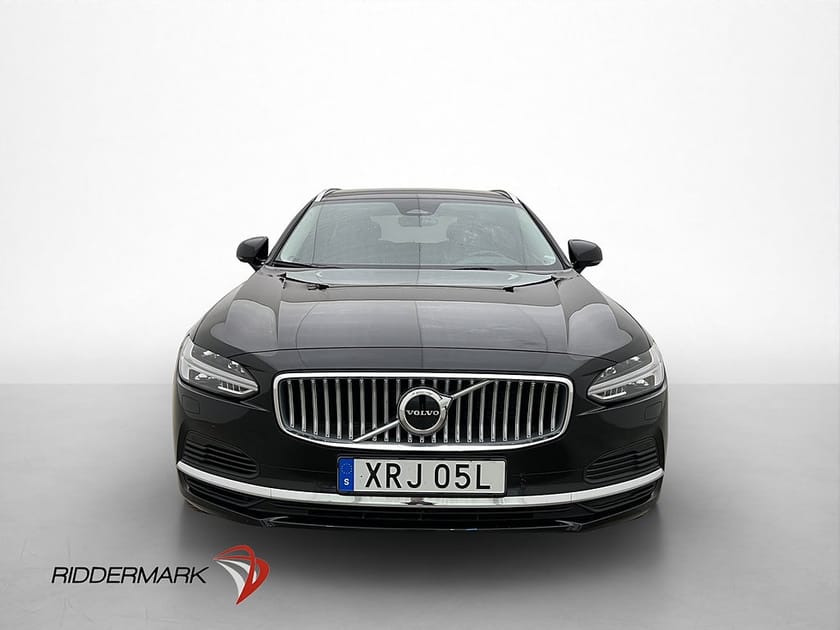 Bild 2 av Volvo V90 Recharge T6 AWD 350hk Plus Bright Läder Drag