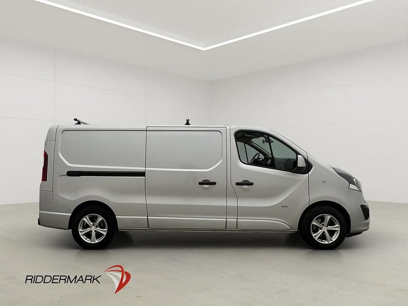 Bild 2 av Opel Vivaro Skåpbil L2  Dragkrok Kamera 2xDörrar V-Inred Farthållare