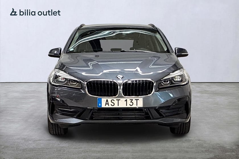 Bild 3 av BMW 225xe Active Tourer aut Sport line 220hk Navi HuD P-sensor