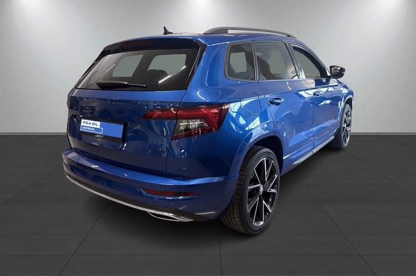 Bilde 3 av Škoda Karoq Sportline | Race Blue | Lav KM!