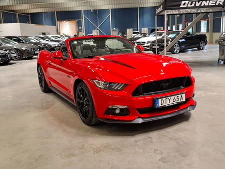 Ford Mustang GT Cabriolet 5.0L V8  421Hk Convertible Aut Black Shadow