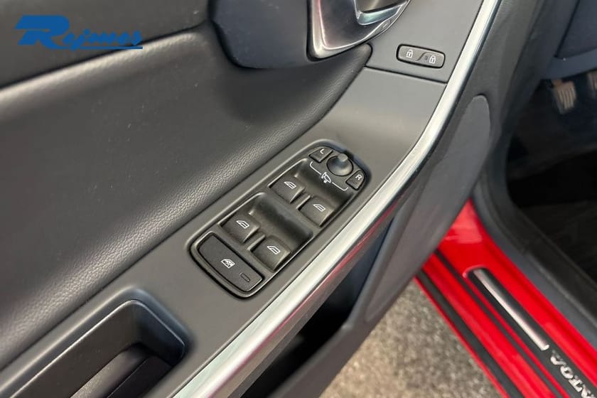 Bild 5 av Volvo V60 T4 Momentum Business Edition