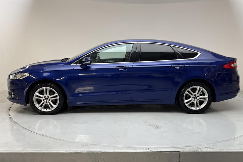 Bild 2 av Ford Mondeo 2.0 TDCi AWD 5dr (180hk) Business