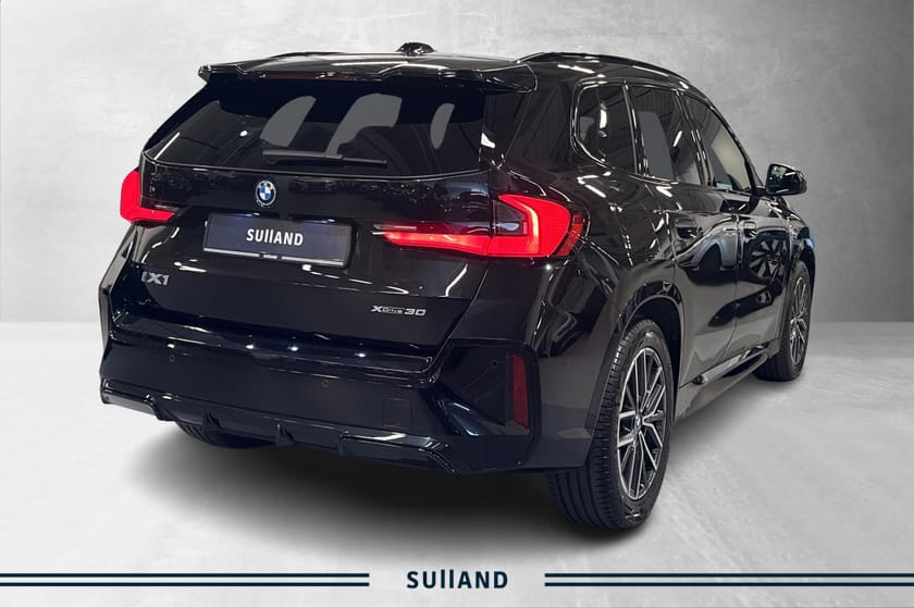 Bilde 5 av BMW iX1 xDrive30 xDrive30/M-Sport/Fully Charged/H&K/El.Krok/El-seter ++