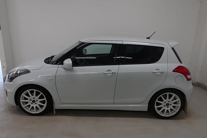 Bild 3 av Suzuki Swift Sport 5dr 1.6 DOHC VVT Navi Sensorer Värmare Dragkrok