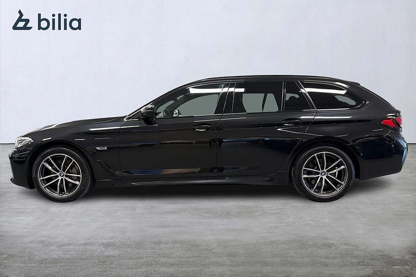 Bild 3 av BMW 530e xDrive Touring M-sport | HiFi | Drag | Adaptiva LED