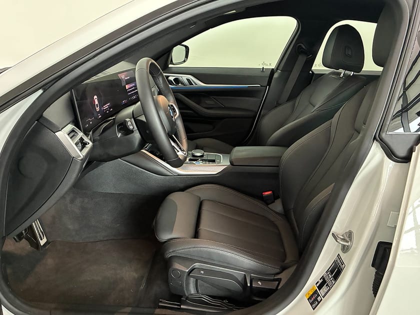 Bild 5 av BMW i4 eDrive40 Gran Coupé M Sport Rattvärme ParkAssist 18" DrivingAssist