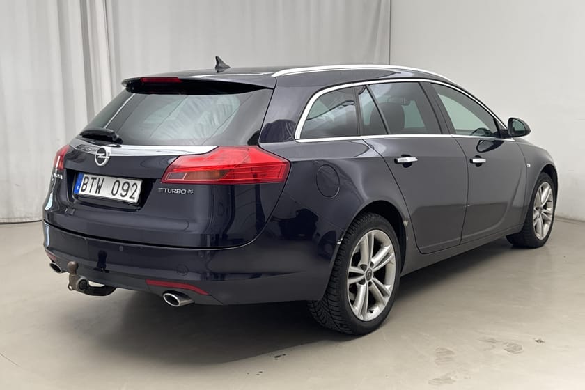 Bild 3 av Opel Insignia Sports Tourer 2.0 CDTI 4x4 BiTurbo (195hk) Business