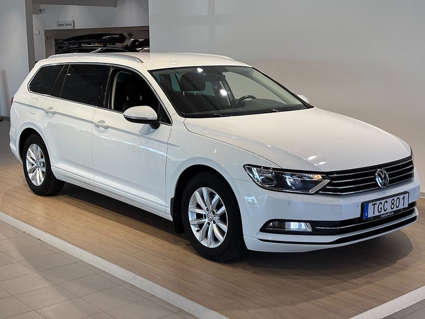 Bild 1 av Volkswagen Passat Sportscombi TSI 150hk Automat Backkamera Dragkrok