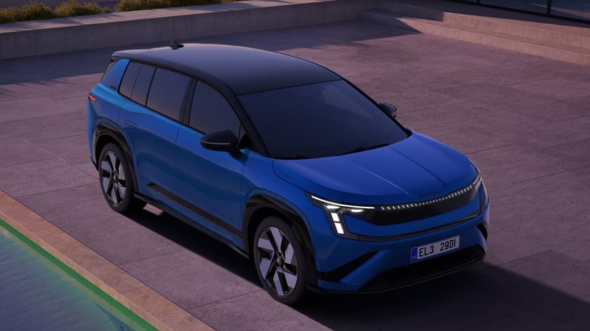 Bild 1 av Škoda Peaq SPORTLINE 4X4 NY 7-SITS ELBIL - BILIA NACKA!