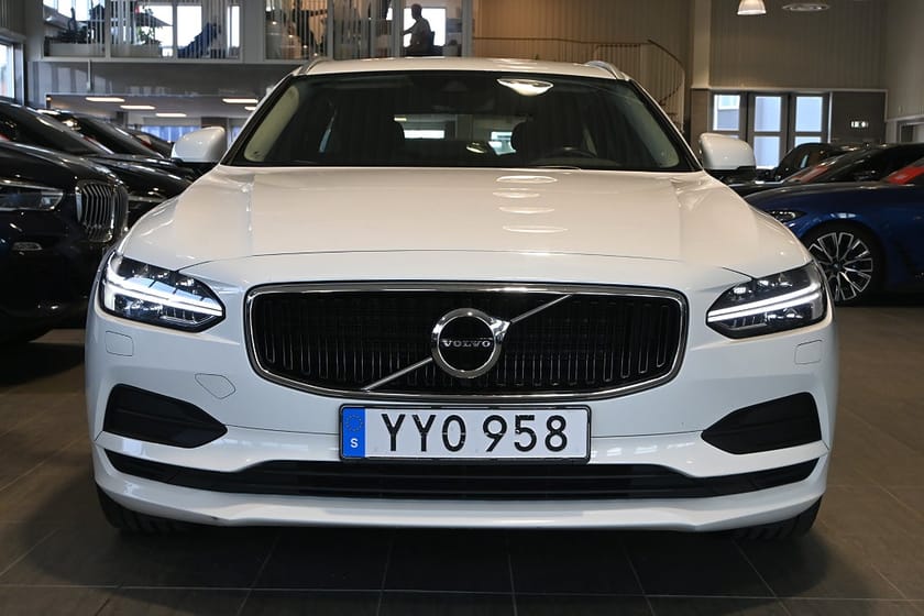 Bild 5 av Volvo V90 D3 Momentum Edition Drag Värmare