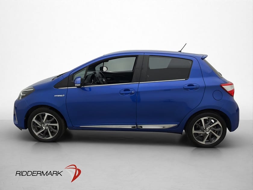 Bild 4 av Toyota Yaris Hybrid Executive Kamera Navi Keyless 0,36l/Mil