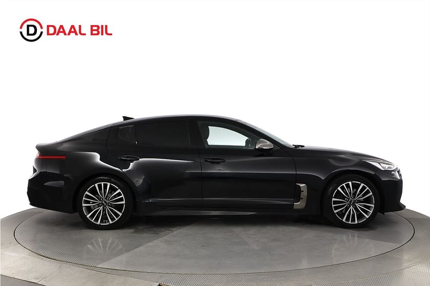 Bild 5 av Kia Stinger 2.2 CRDi AWD 200HK GT-LINE H/K® 360-KAM DRAG HUD LÄDER