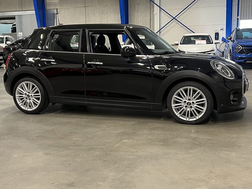 Bild 3 av MINI Cooper 5-D DCT 136 HK / Chili II / Excitement / Aut /