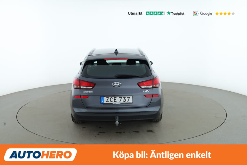 Bild 4 av Hyundai i30 Kombi 1.4 Trend / CarPlay, Rattvärme, Kamera, Drag