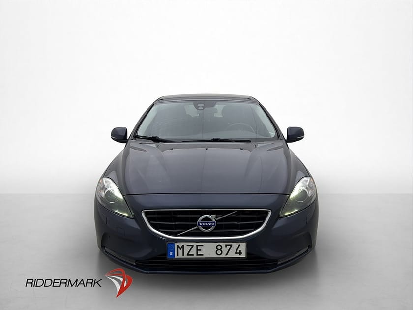 Bild 2 av Volvo V40 D4 177hk Summum Värmare Skinn Drag Kamrem bytt