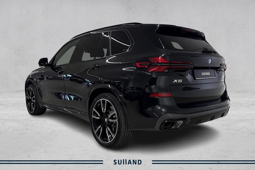 Bilde 3 av BMW X5 xDrive50e M-Sport / Bowers&Wilkins / Sky Lounge / 22"
