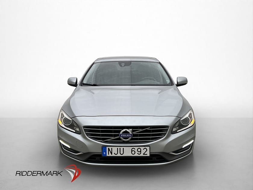 Bild 2 av Volvo S60 D4 Momentum Läder Värmare Rattvärme P-Sensorer