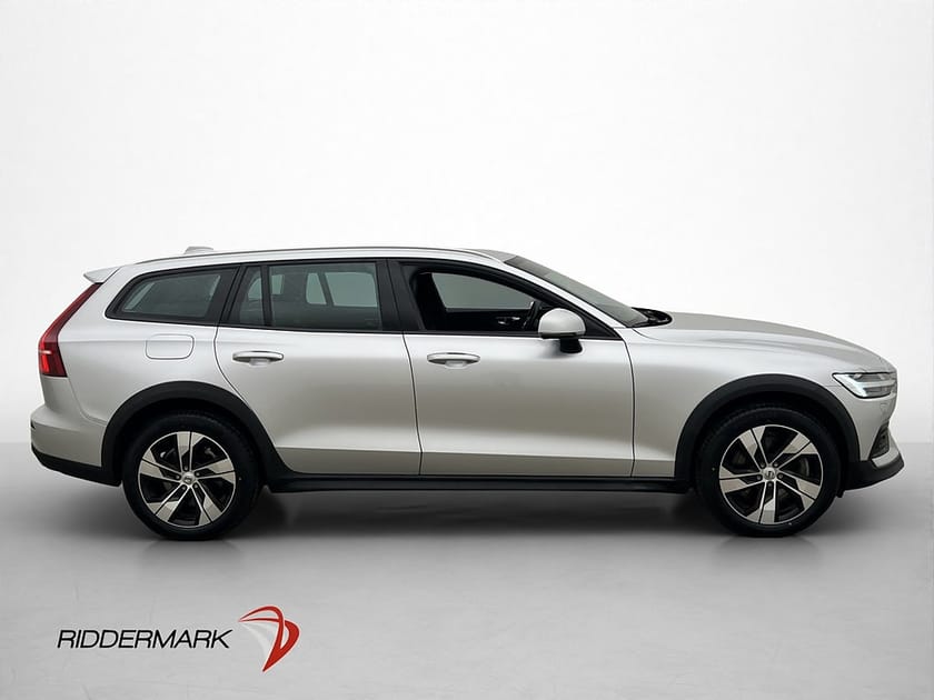 Bild 4 av Volvo V60 Cross Country D4 AWD Advanced Drag Kamera Värmare