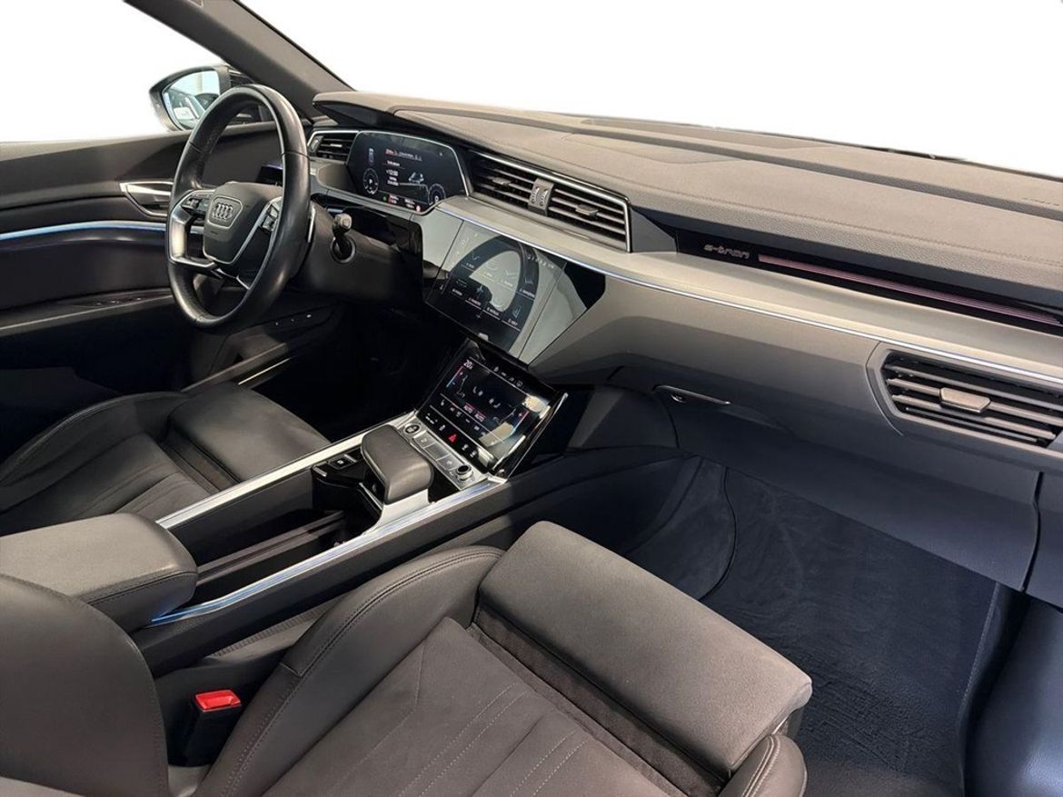 Audi Audi e-tron 55 quattro — bild 10