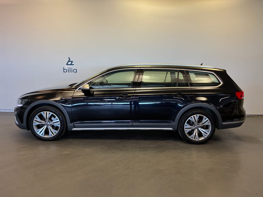 Bild 3 av Volkswagen Passat Alltrack 2.0 TDI 4motion / Dragkrok / Navigation / Backkamera /