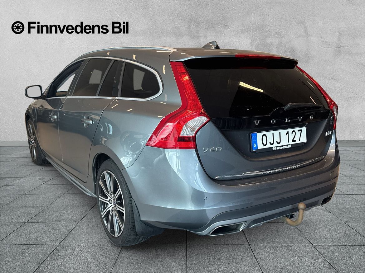 Volvo V60 2017 - miniatyr 3