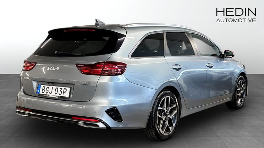 Bild 2 av Kia Ceed Sportswagon Plug-in Hybrid SW PHEV ADVANCE PLUS Pano B-kamera MAXUTR