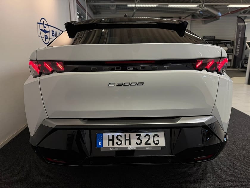 Bild 4 av Peugeot E-3008