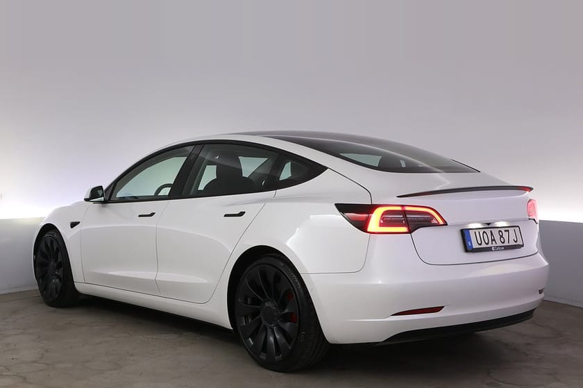 Bild 4 av Tesla Model 3 Performance AWD Refresh Autopilot Panorama