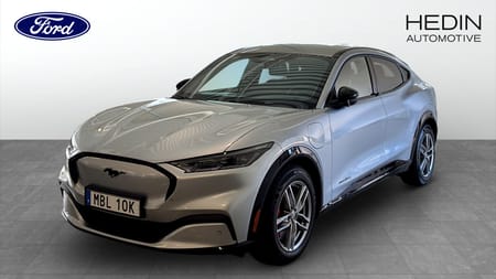Ford Mustang Mach-E Standard Range AWD