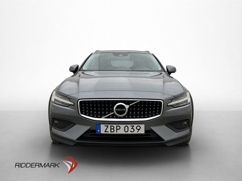Bild 2 av Volvo V60 Cross Country D4 AWD Momentum VOC Värmare Dragkrok