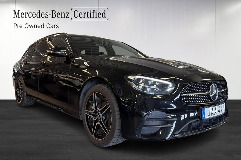 Bild 3 av Mercedes-Benz E 300 T de AMG Exteriör/Night Package/Dragkrok/Backkamera