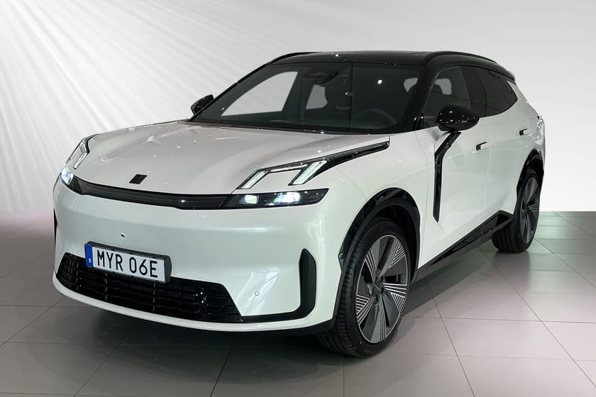 Bild 1 av Lynk & Co 08 PHEV More